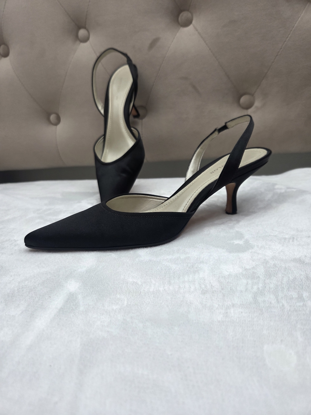 ANN TAYLOR Black Satin Pointed Toe Slingback Kitten Heels Women’s 7M